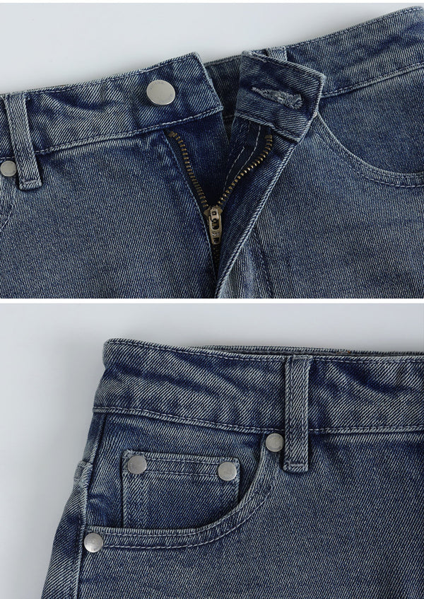 Beloved M-Point Denim Mini Skirt