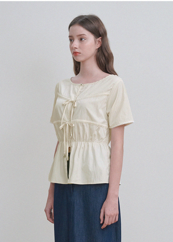 #creamyellow