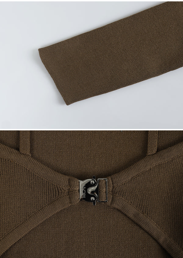 Hug Buckle Point Layered Knit