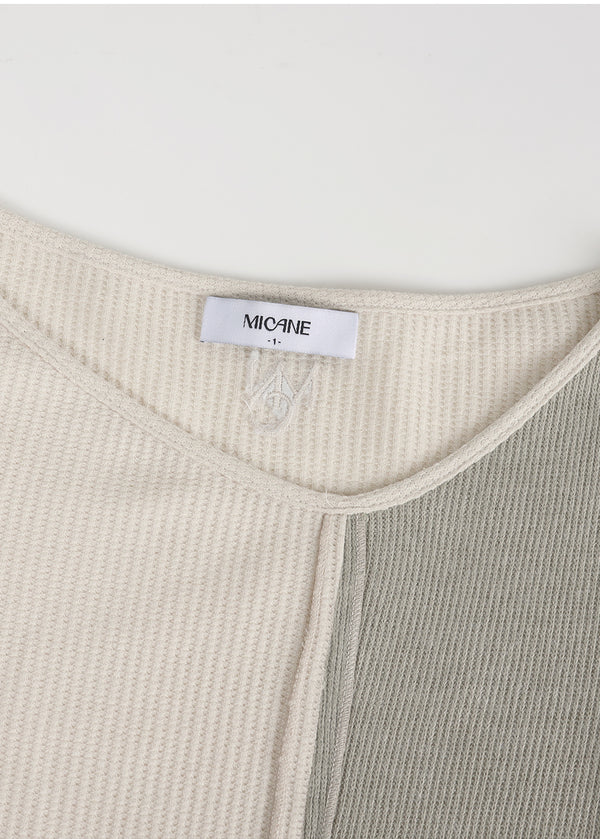 Tangy Strap Point Tee Black