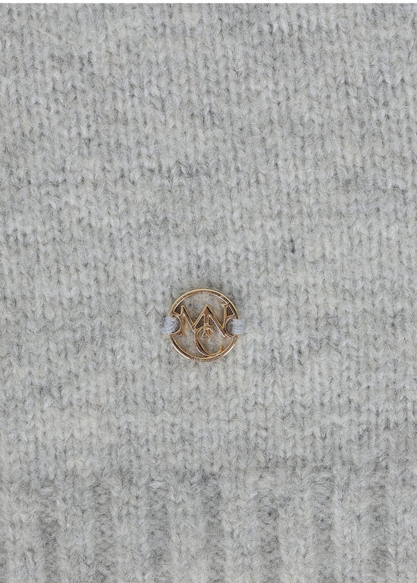 Woods V-neck Knit